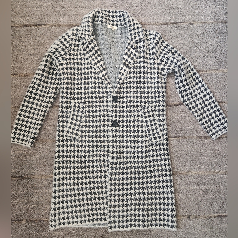 Max Studio Houndstooth Sweater Jacket - image 1